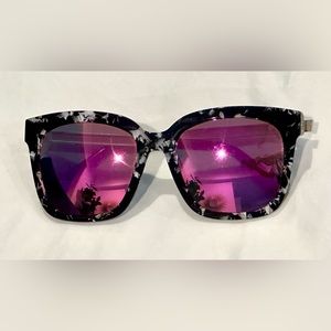 DIFF | Bella Black/White Frame Pink Mirrored Polarized Lens
